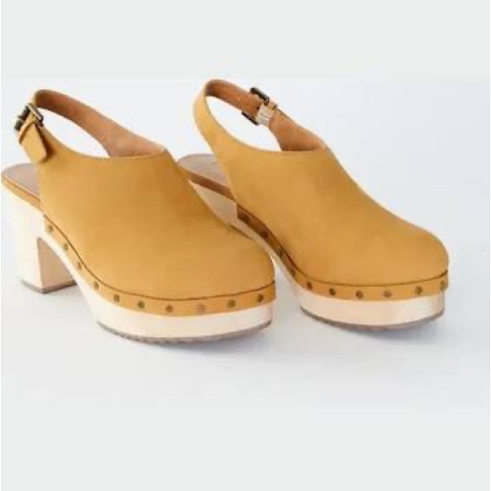Ann Taylor Loft Slingback Leather Clog - 5.5